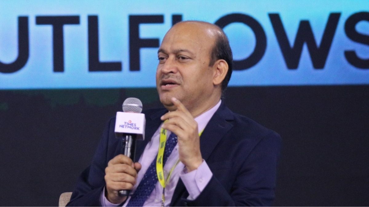 Dinesh Pant’s LIC appointment ends prematurely