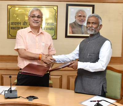 MoU between HUDCO and MoHUA signed