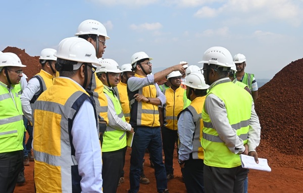 D OMC visits Kurmitar Iron Ore Mines to boost production (UPDATED)