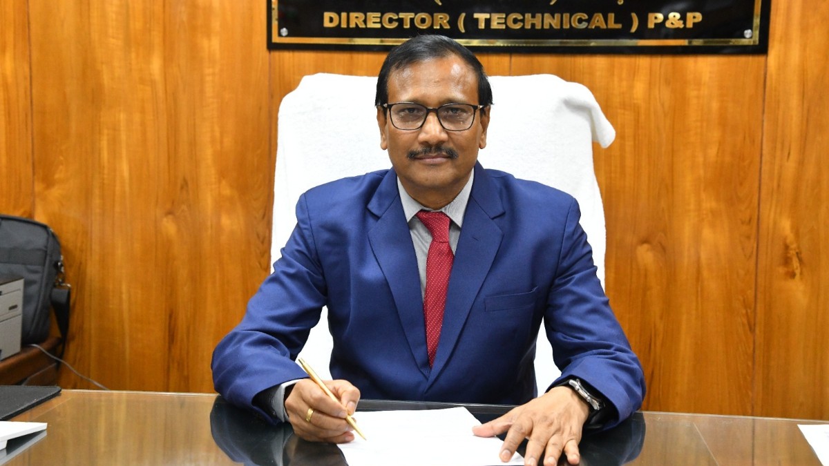 Dr. Anjani Kumar assumes charge as Director Technical in WCL