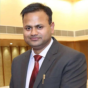 IAS Ravindra Kumar Revolutionizes Bareillyâ€™s Public Distribution System with Annapurna Model Shops